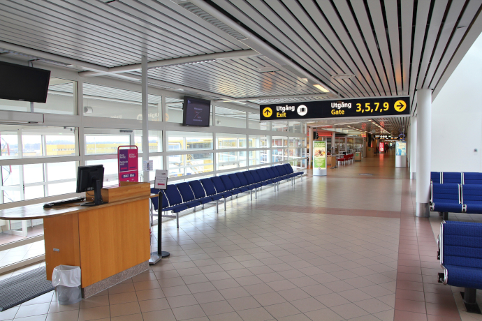 Malmo Airport has a single terminal.